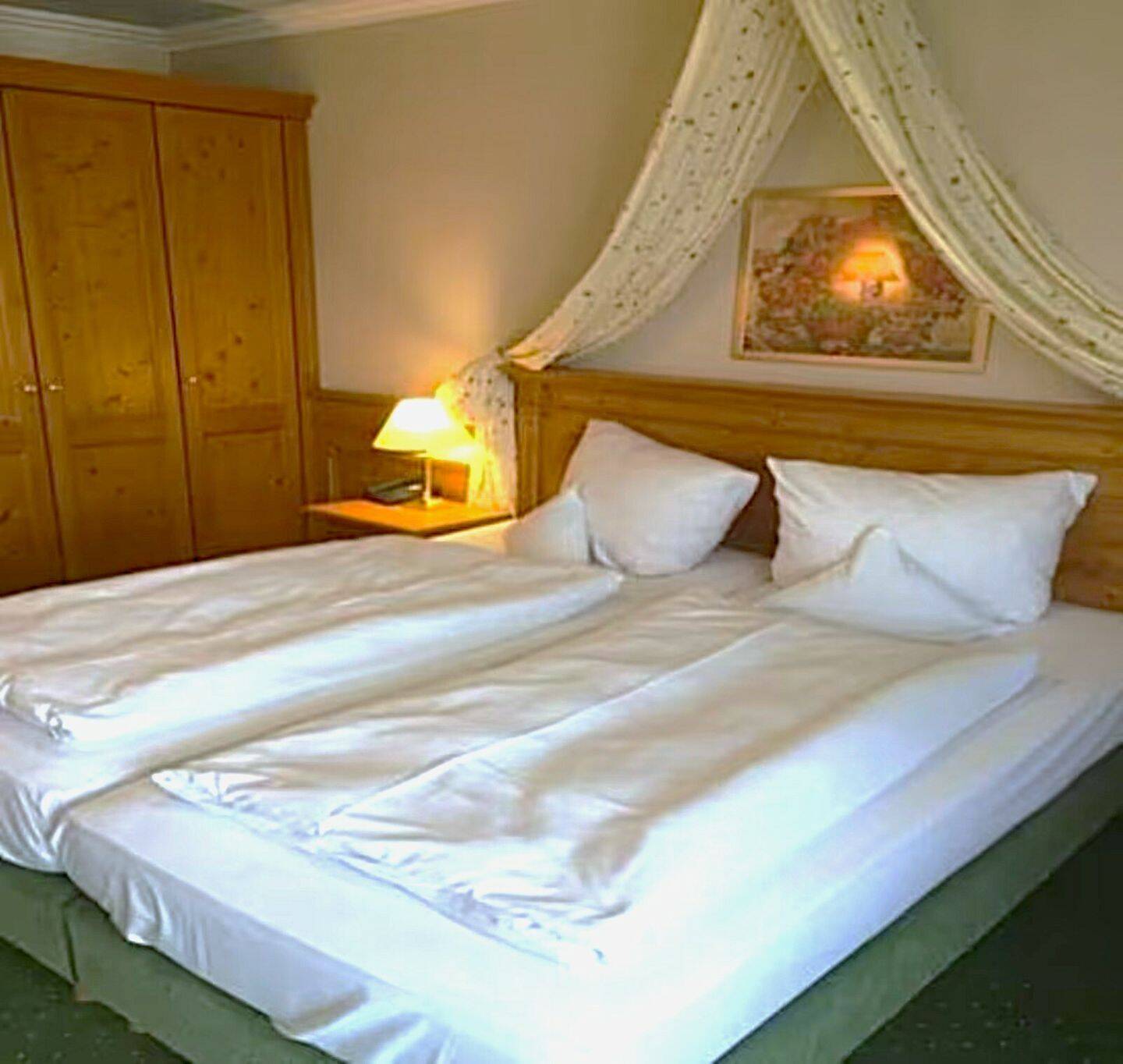 Top-Investment: Exklusive 2-Zimmer-Suite mit Thermenzugang und Tiefgarage, 94086 Bad Griesbach i. Rottal
