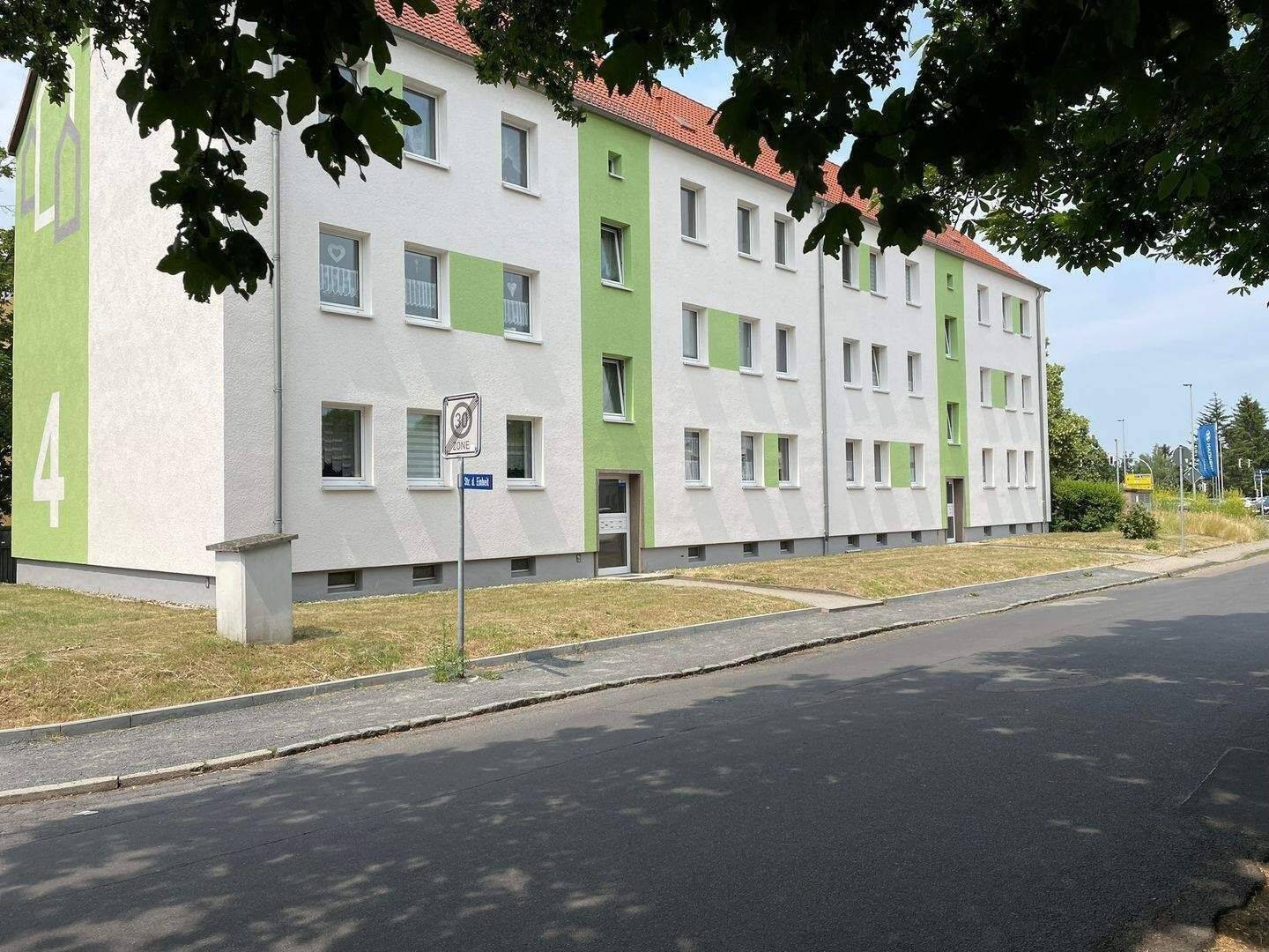 Oschatz – Am Wasserturm: 3-RW mit Balkon und Tageslichtbad …, 4758 Oschatz