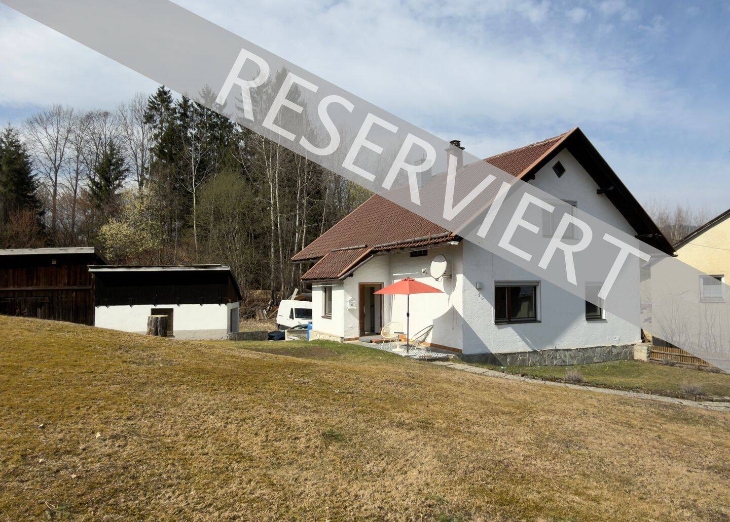 EINFAMILIENHAUS mit großem Grundstück, 94227 Zwiesel