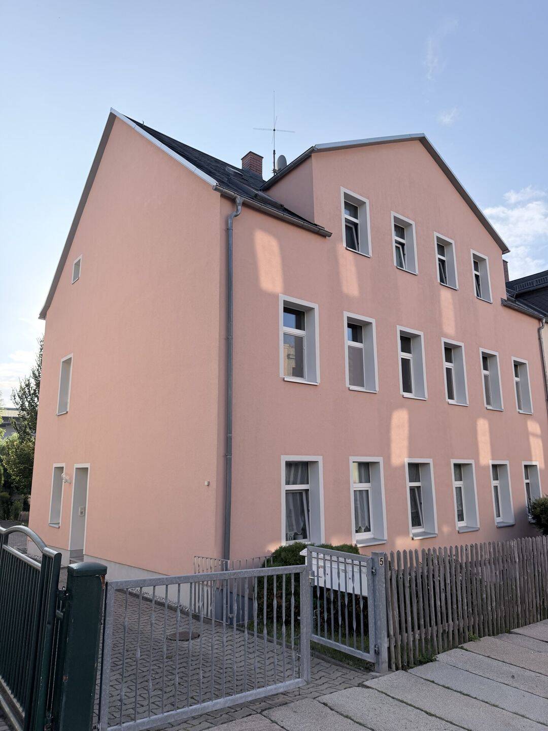 4-Raumwohnung mit Gartenanteil