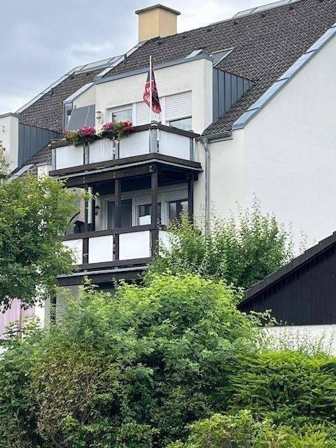 FREIE und MODERNISIERT- 3,5 ZW – mit zwei Balkone – in Gattendorf !, 95185 Gattendorf