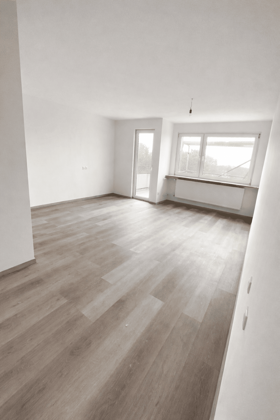 Exquisite sanierte 1-Zimmer-Wohnung – ideales Investment für Singles und Anleger., 28277 Bremen (Kattenesch Kattenturm)
