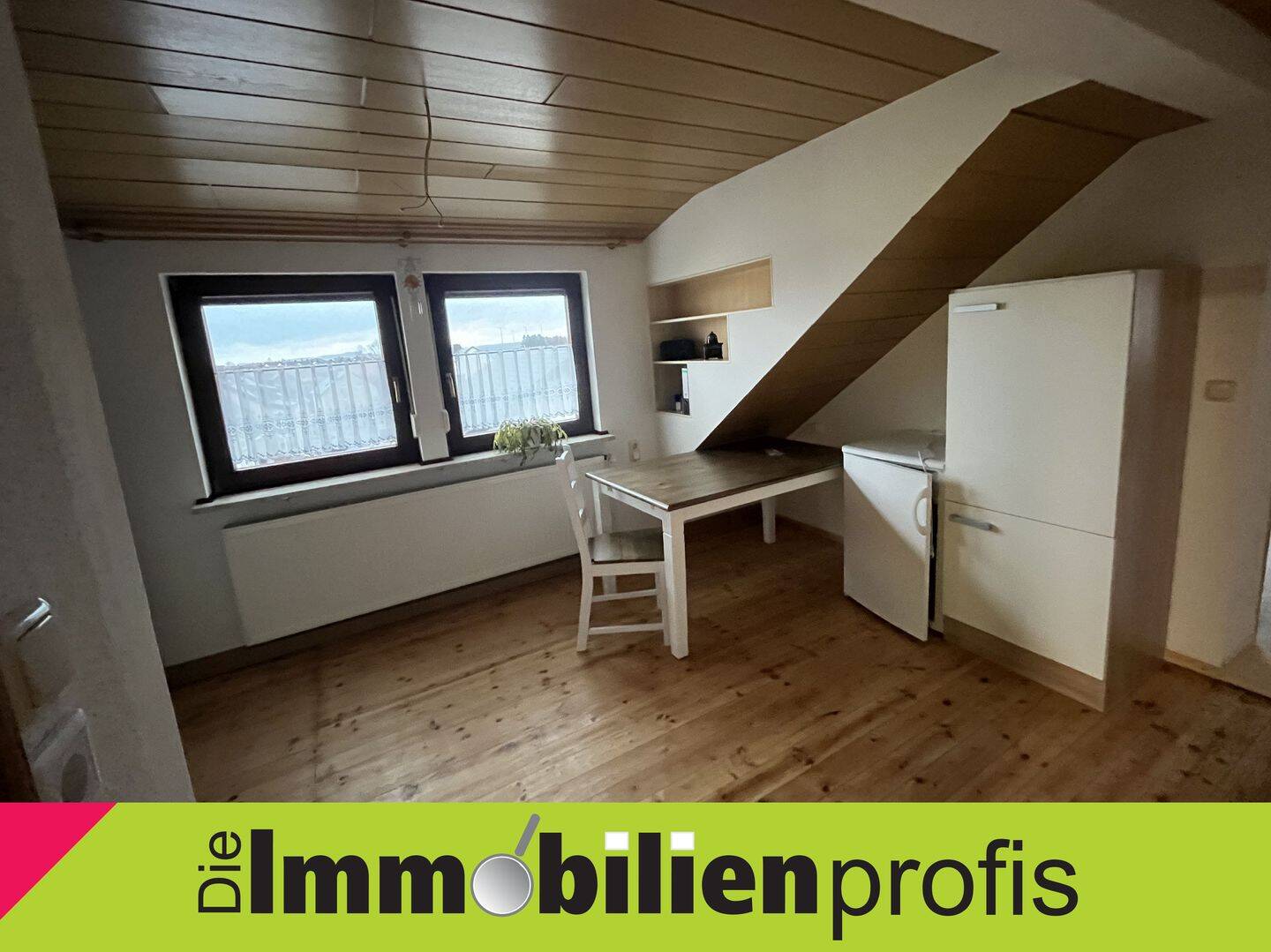 H-52158 – Dachgeschosswohnung mit Einbauküche in Helmbrechts, 95233 Helmbrechts