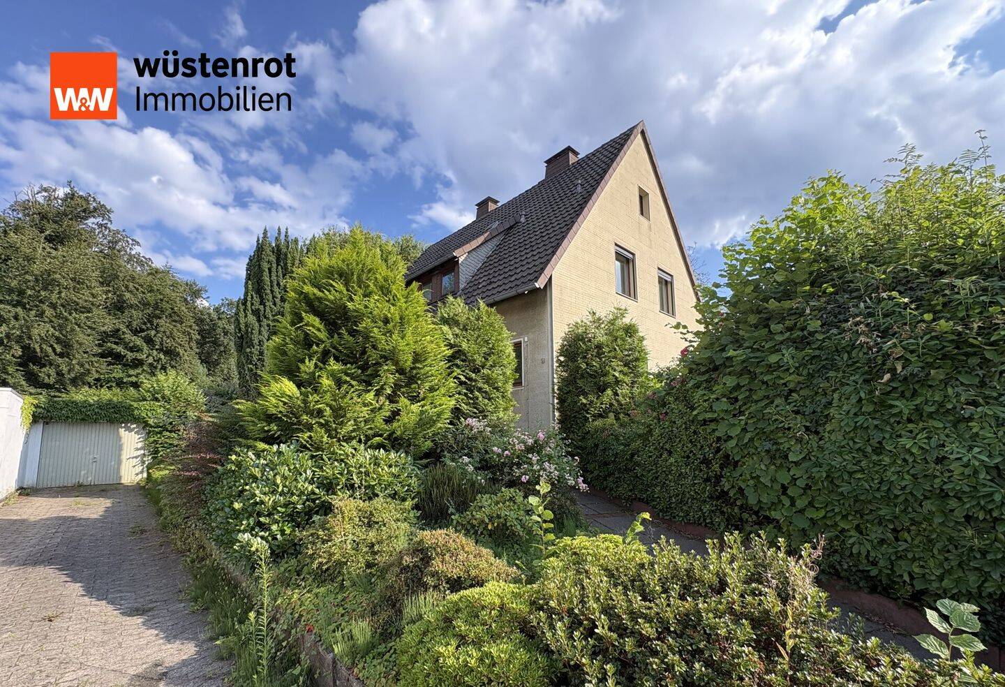 Charmantes Einfamilienhaus in toller Lage in Großdornberg, 33619 Bielefeld