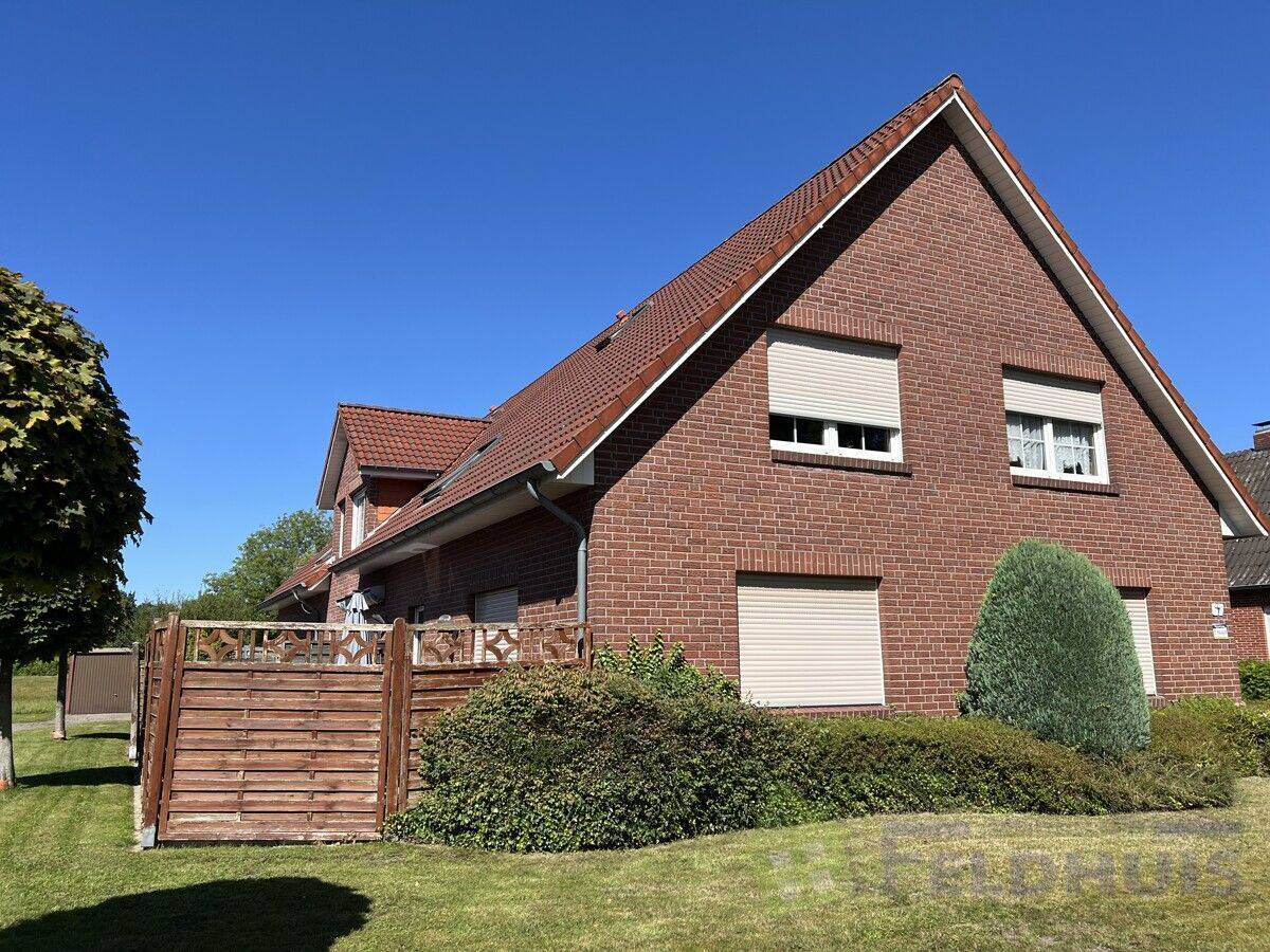 2-Zimmer-Oberwohnung mit ausgebautem Spitzboden in Veenhusen- frisch renoviert!, 26802 Moormerland
