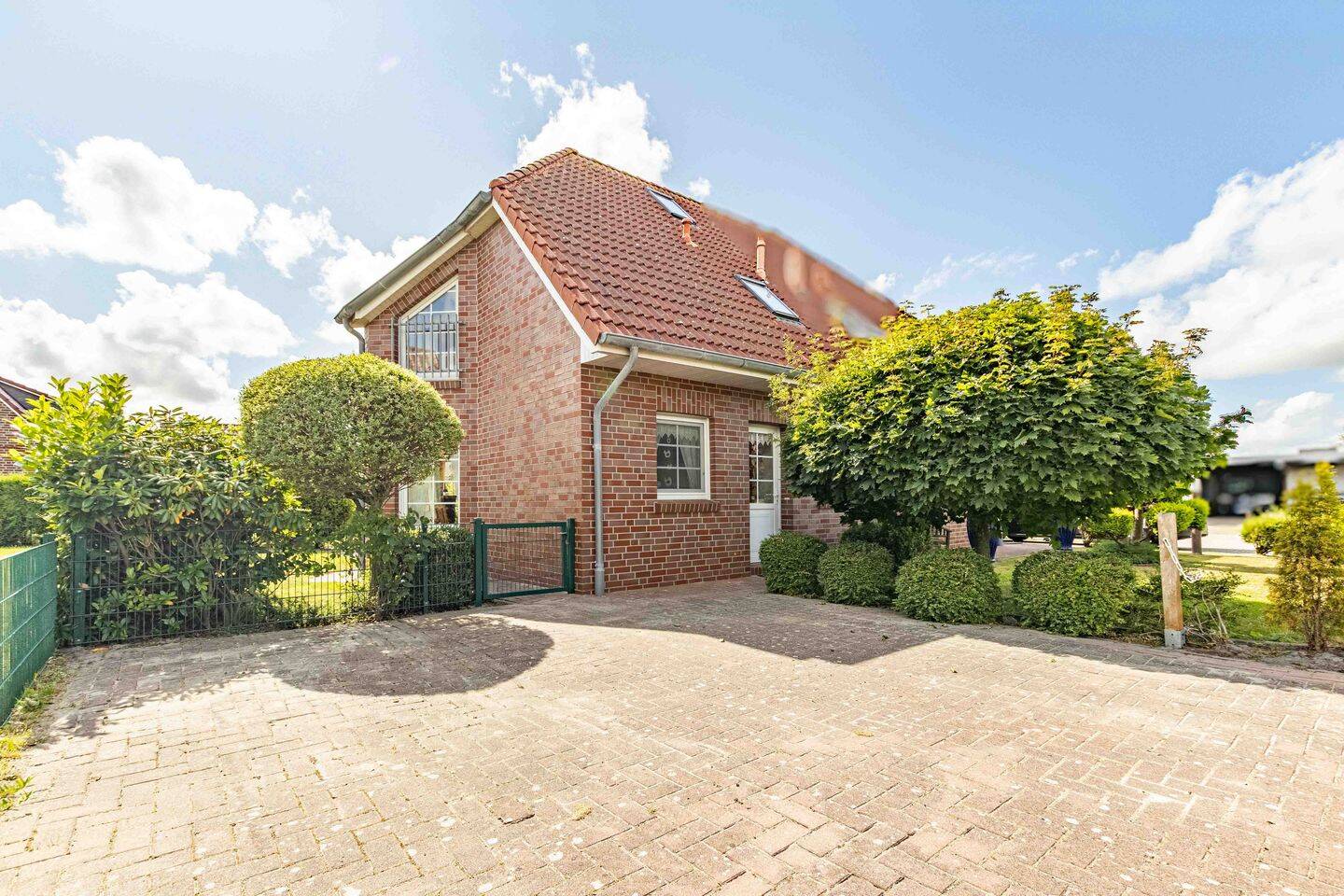 Gepflegte Doppelhaushälfte in attraktiver Lage von Greetsiel, 26736 Krummhörn