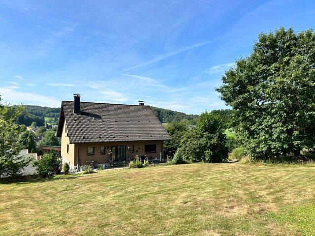 Wohnen mit Ausblick – großzügiges Zuhause in herrlicher Naturlage, 51789 Lindlar