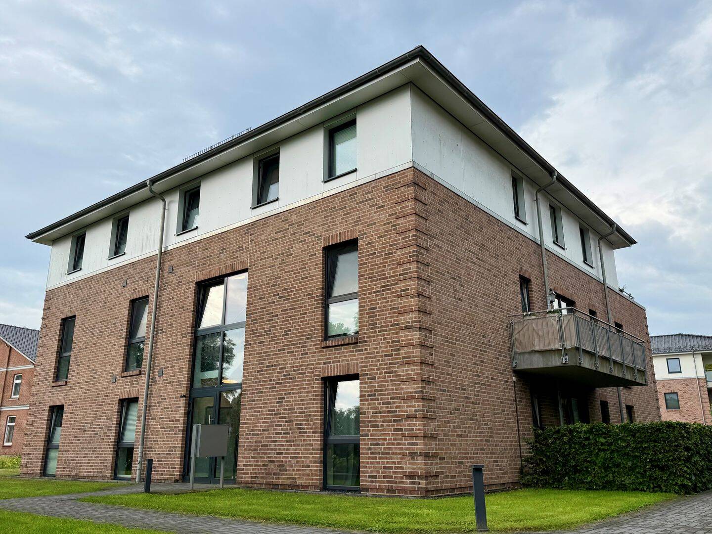Schöne helle 3 Zi.-Whg. mit Balkon & Duschbad., 22949 Ammersbek