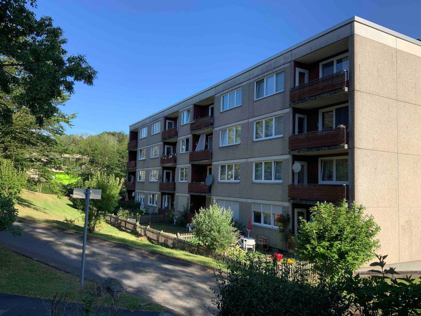 3-Zimmer-Wohnung mit Balkon – Einziehen und Entspannen