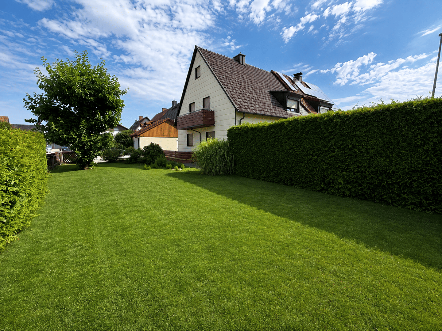 Gepflegte Doppelhaushälfte mit großem Platzangebot und Garten, 84513 Töging a. Inn