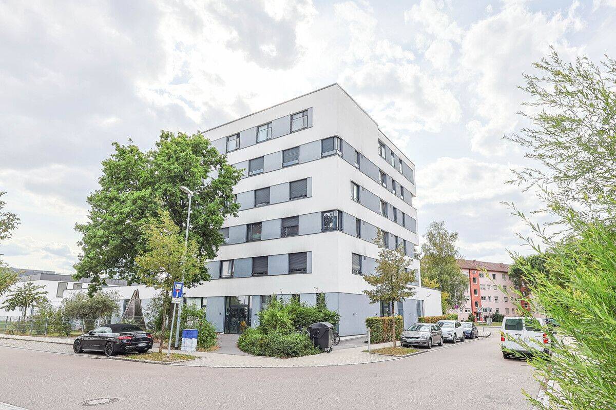 Moderne 2-Zimmer-Wohnung mit Einbauküche, 85053 Ingolstadt (Ingolstadt Kothau Niederfeld Ringsee Rothenturm)