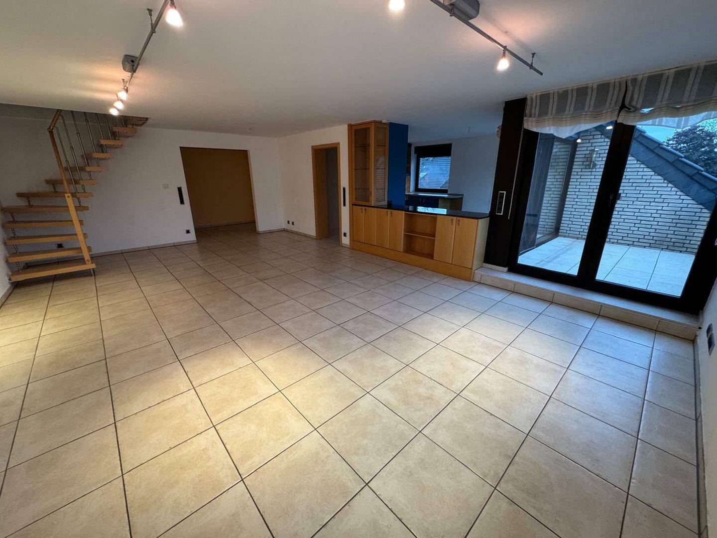 Großzügige 3,5-Zimmer-Eigentumswohnung mit Dachterrasse in Bottrop, 46238 Bottrop (Batenbrock Welheim Welheimer Mark)