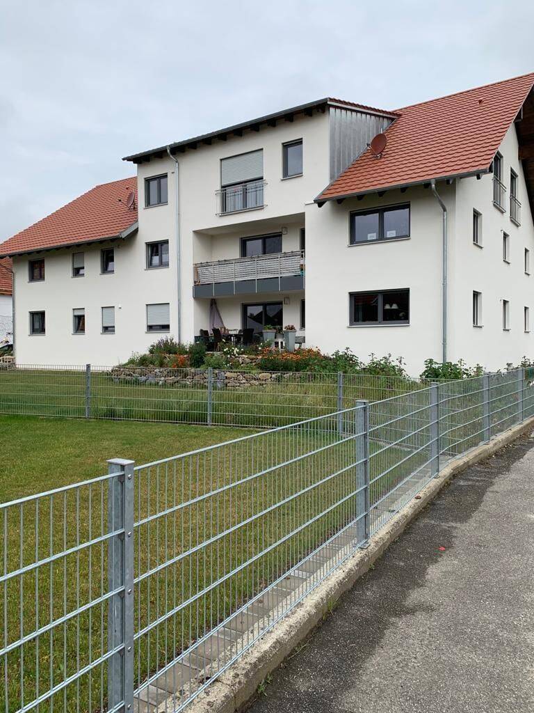 Helle 3-Zimmer-Wohnung, 84069 Schierling