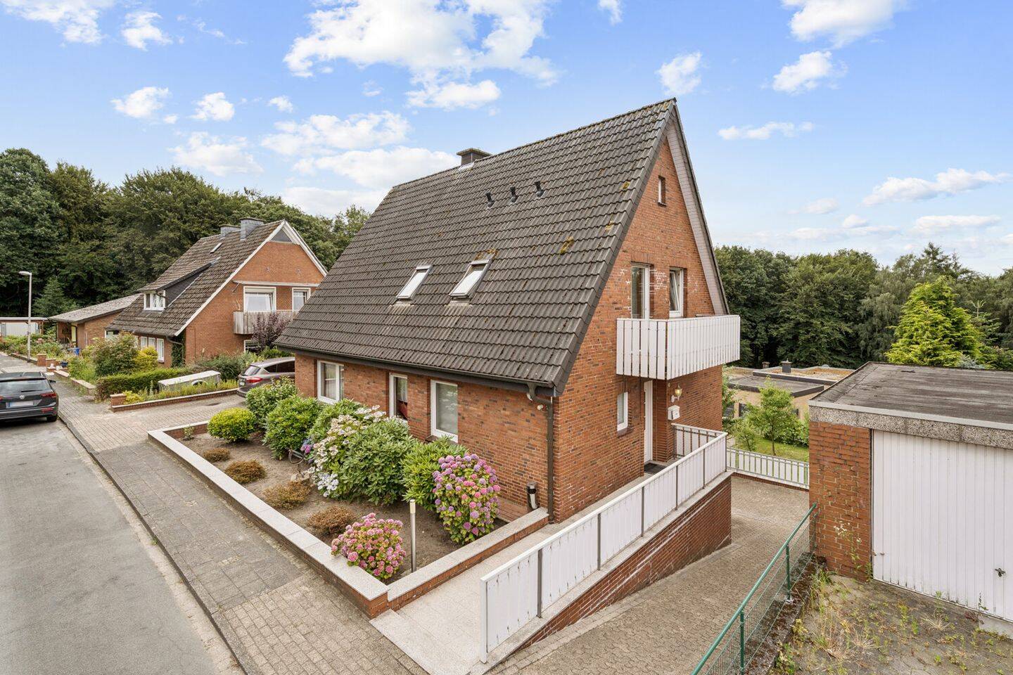 Familienleben mit Weitblick – Großzügiges Zweifamilienhaus mit viel Platz und großem Garten, 49479 Ibbenbüren
