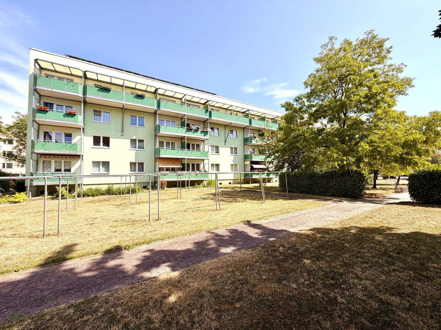 gemütliche 3 – Raum – Wohnung mit Balkon in einem gepflegten Wohnviertel, 6493 Ballenstedt