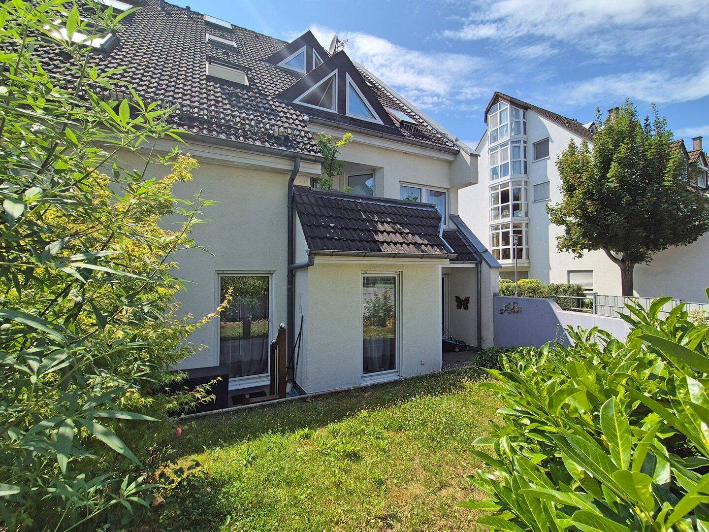 PROVISIONSFREI Zwei-Zimmer-Wohnung in Bestzustand und Toplage von MZ-Hechtsheim, 55129 Mainz (Bretzenheim Ebersheim Hechtsheim)