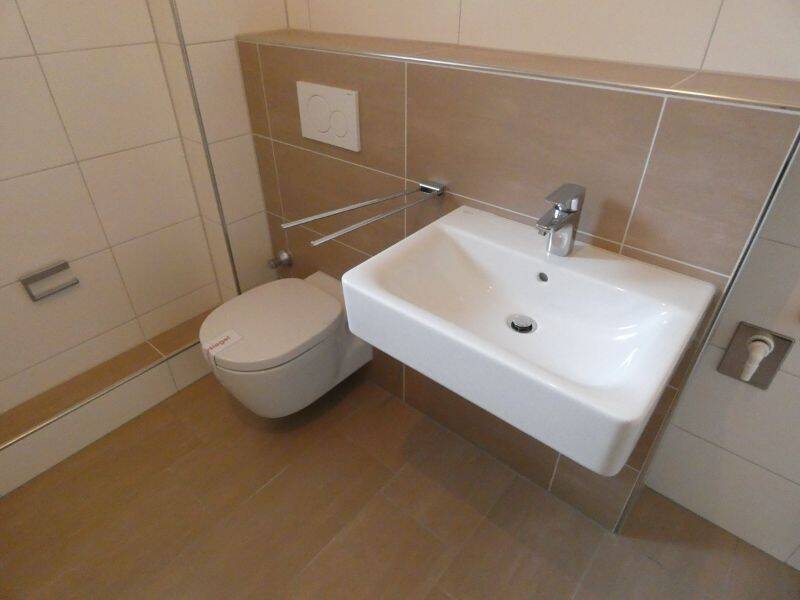 *** Moderne 3,5-Zi-Wohnung mit Balkon in beliebter Lage von Essen-Frohnhausen ***, 45144 Essen (Frohnhausen)