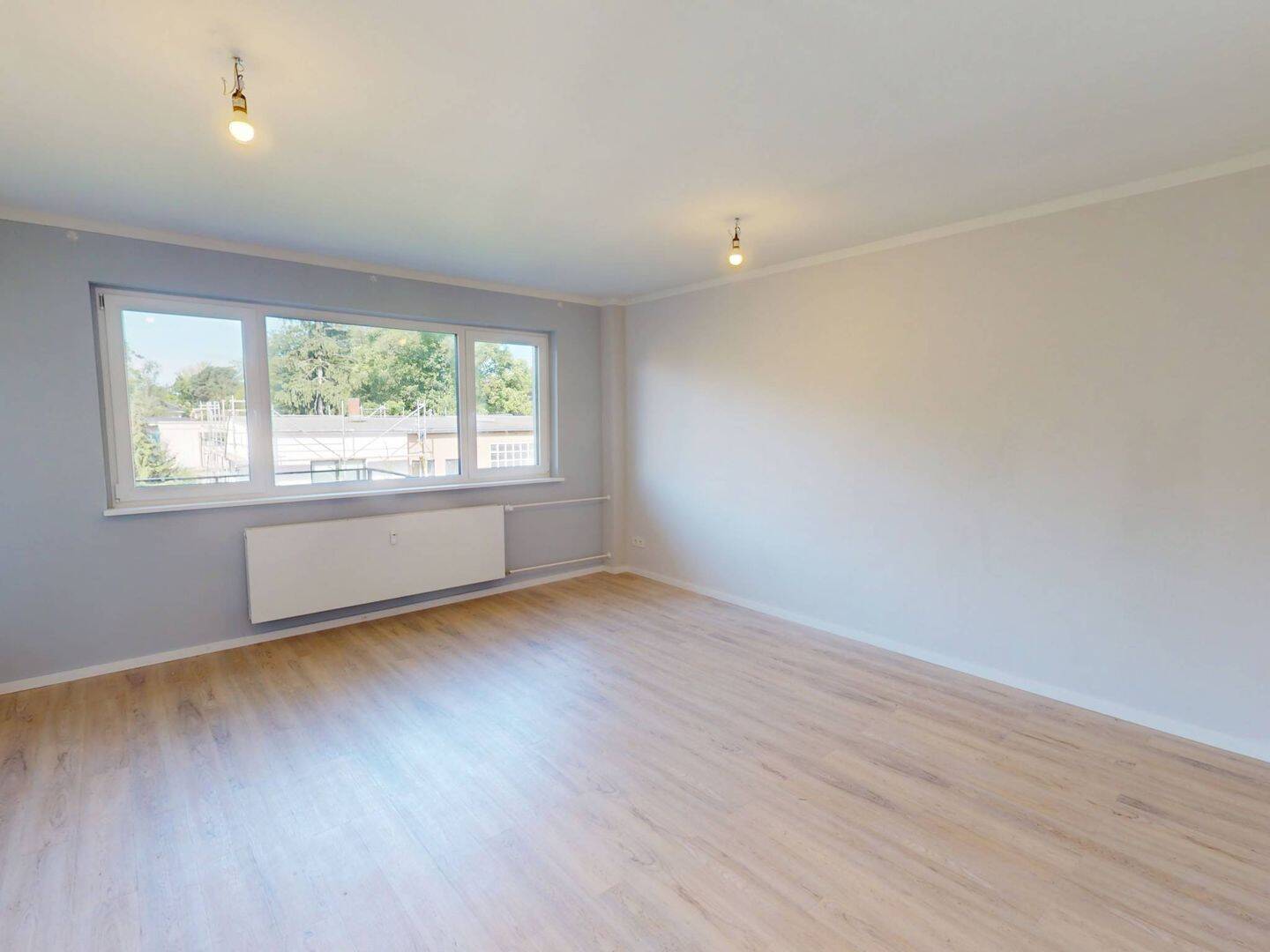 Modernisierte 2,5-Zimmer-Wohnung mit BALKON und EBK in Berlin-Lichterfelde, 12209 Berlin (Steglitz-Zehlendorf Lichterfelde)