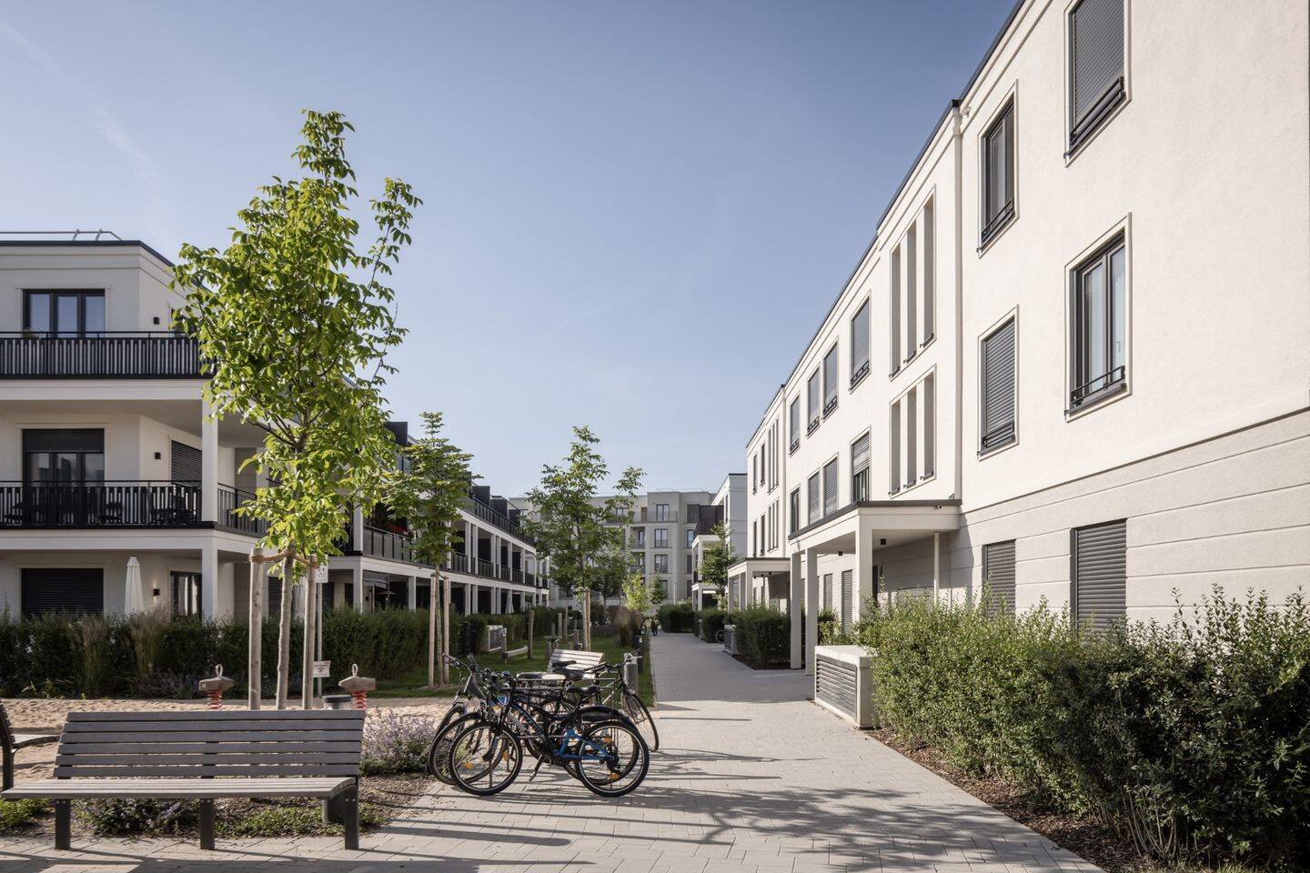 Schicke Wohnung sucht kleine Familie!, 93049 Regensburg (Großprüfening-Dechbetten-Königswiesen Innenstadt Westenviertel)