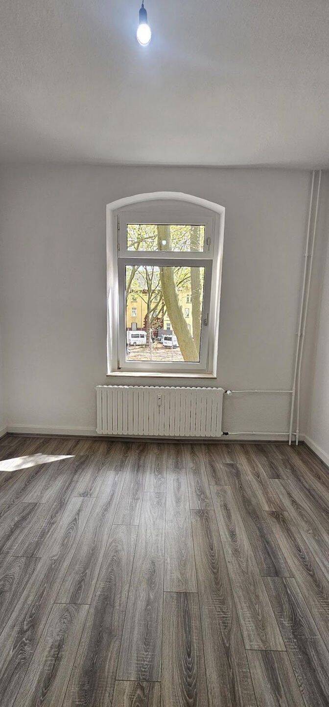 Sommer Special, 2 NKM frei bei Anmietung, 3 Zimmer Wohnung zu vermieten, 47137 Duisburg (Mittelmeiderich Obermeiderich Untermeiderich)