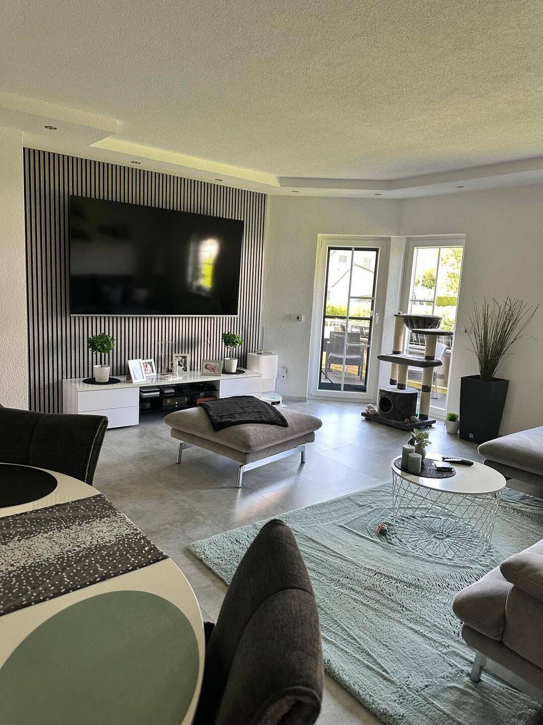 Renovierte 3 ZKB mit Balkon & Stellplatz in ruhiger Lage, 34134 Kassel (Niederzwehren Oberzwehren Süsterfeld/Helleböhn)
