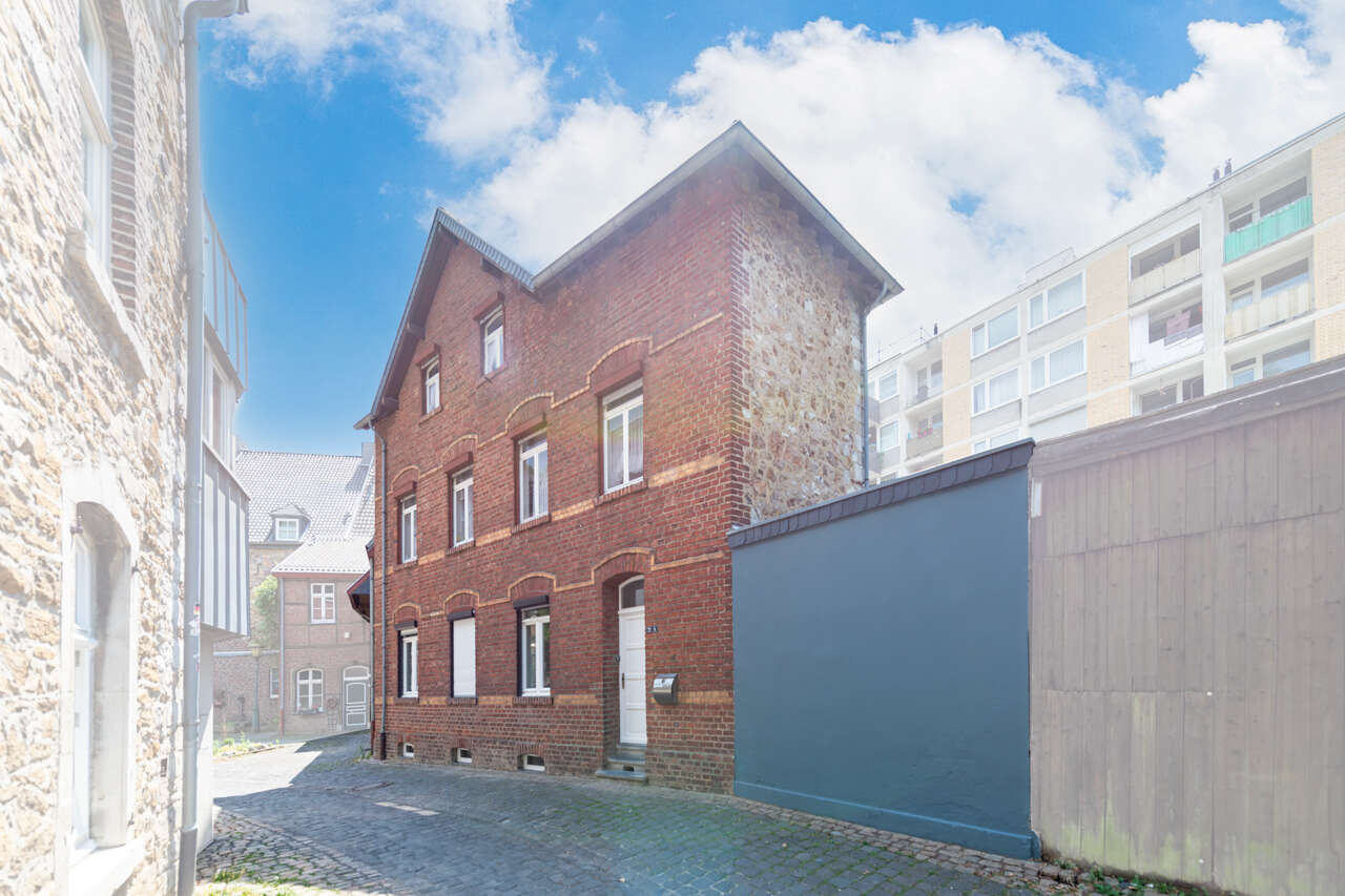 PHI AACHEN – Altstadt-Juwel: Einzigartige Immobilie am Vichtufer in ruhiger Lage von Stolberg!, 52222 Stolberg (Rhld.)