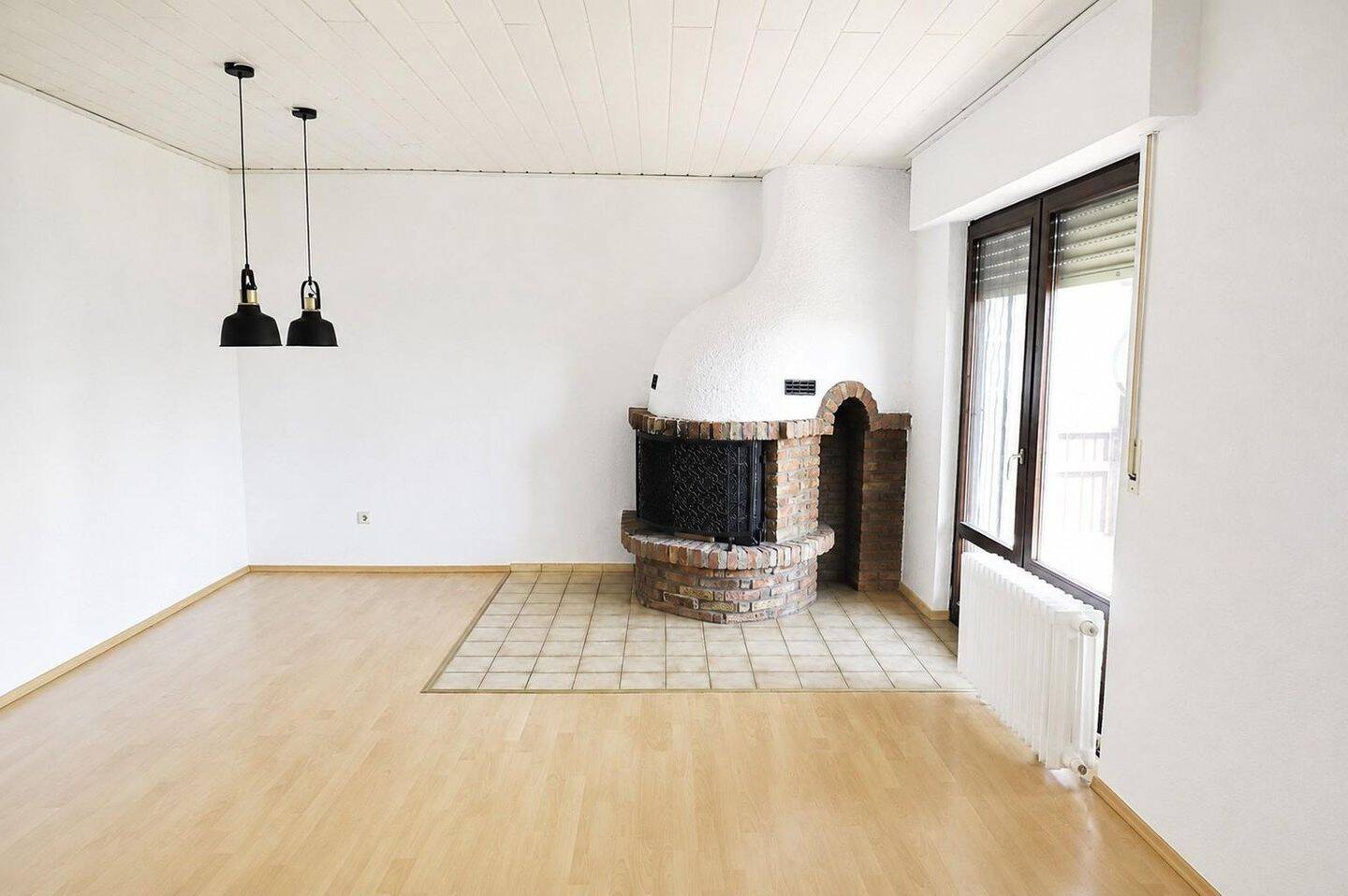 großzügige 3 Zimmer Wohnung mit Balkon, 64404 Bickenbach