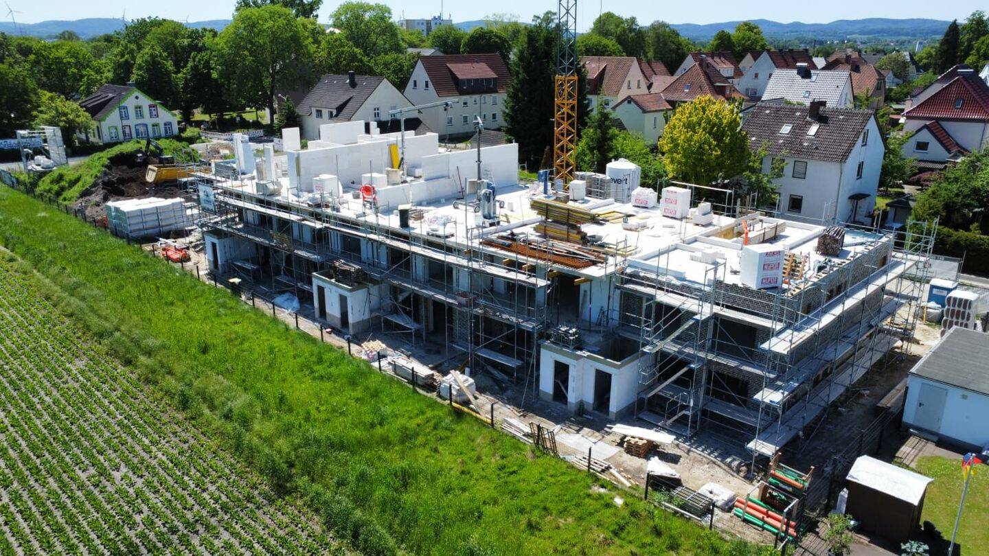 KFW 40 Neubauwohnung mit Panoramaausblick, 32791 Lage