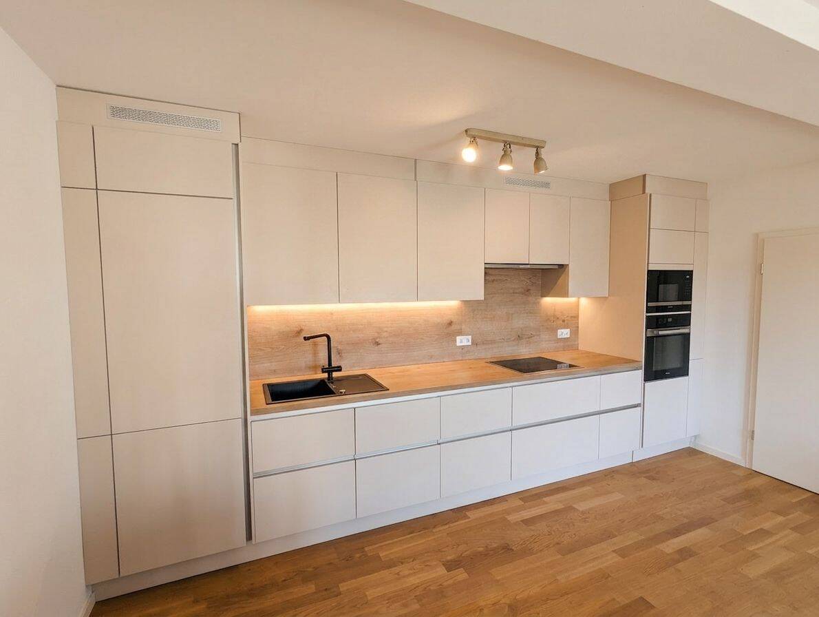 2-Zimmer-Juwel in kernsanierter Altstadtvilla