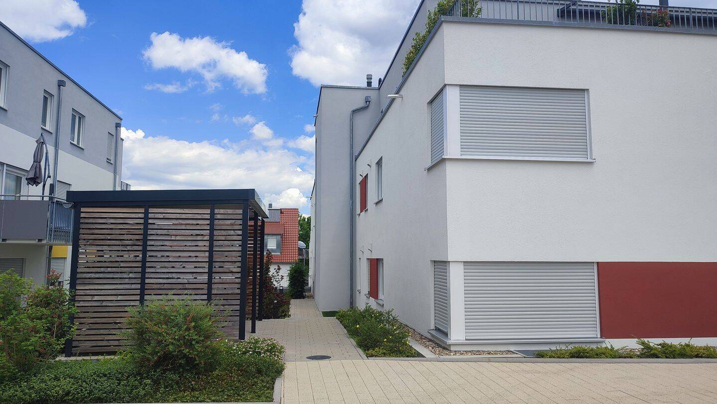 2-Zimmer-Wohnung mit Balkon, TG-Stellplatz & Keller, 74248 Ellhofen