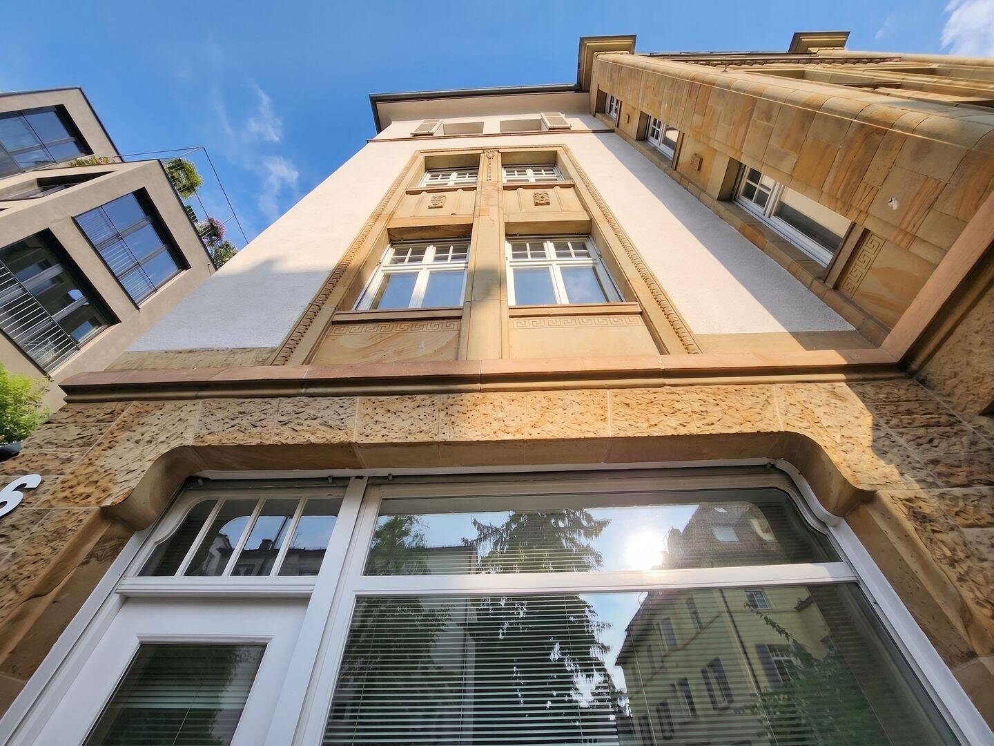 Klassische Beletage-Wohnung in prächtiger Jugendstilvilla, 70192 Stuttgart (Feuerbach Nord)