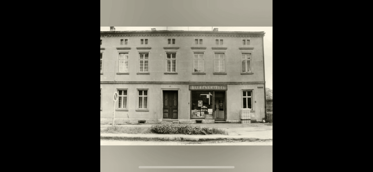 KFW-Effizienzhaus „Denkmal“ – ERSTBEZUG nach SANIERUNG ! Dachterrasse + Parkett + Wärmepumpe + Solarthermie + PV, 6268 Querfurt