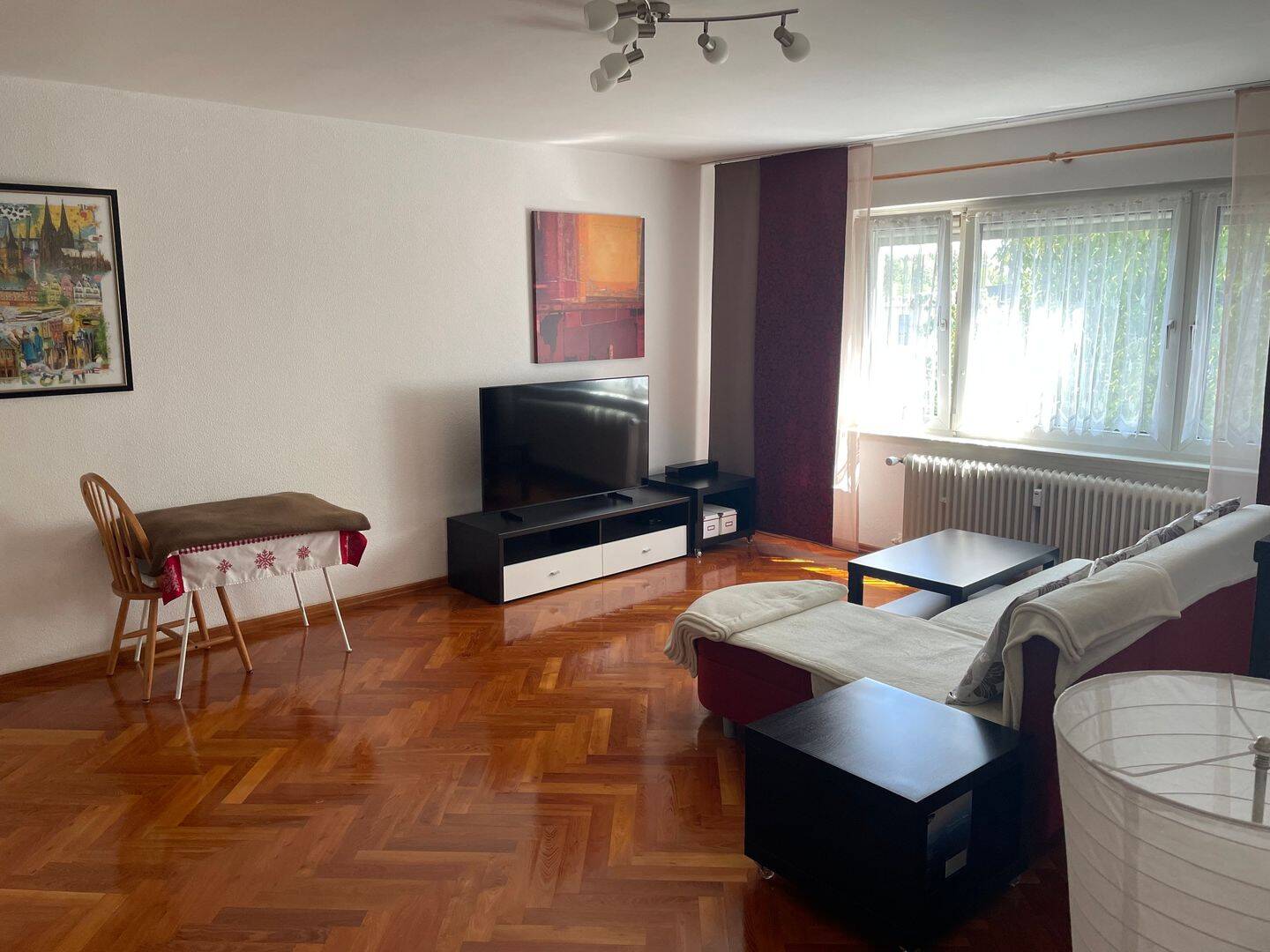 Geräumige 2-Zimmer-Wohnung in Bad Homburg v.d. Höhe, 61348 Bad Homburg v.d. Höhe