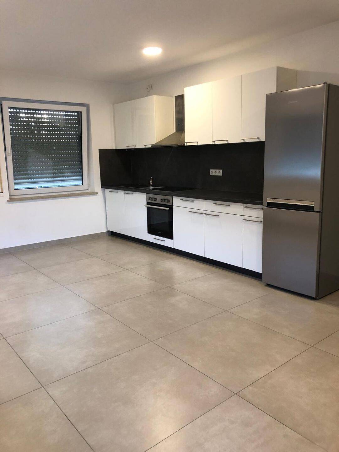 2-Zimmer-Apartment Mit Einbauküche und Balkon – ab 15.10.2026 frei, 91522 Ansbach