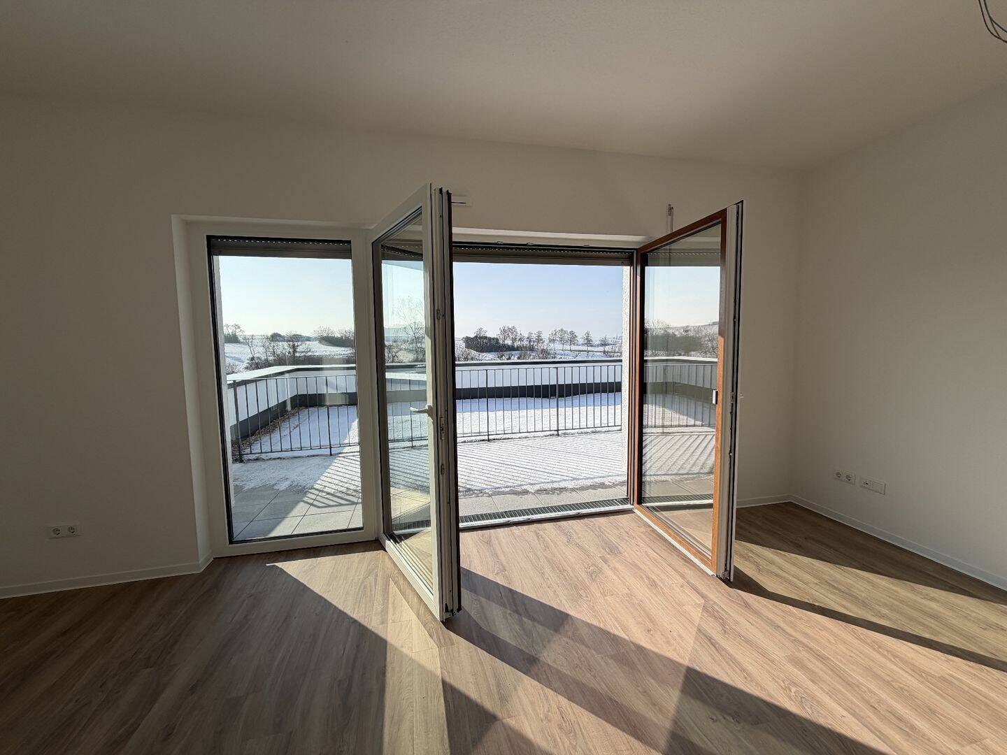 Wohnen mit Weitblick – Komfortabler Neubau mit Aufzug