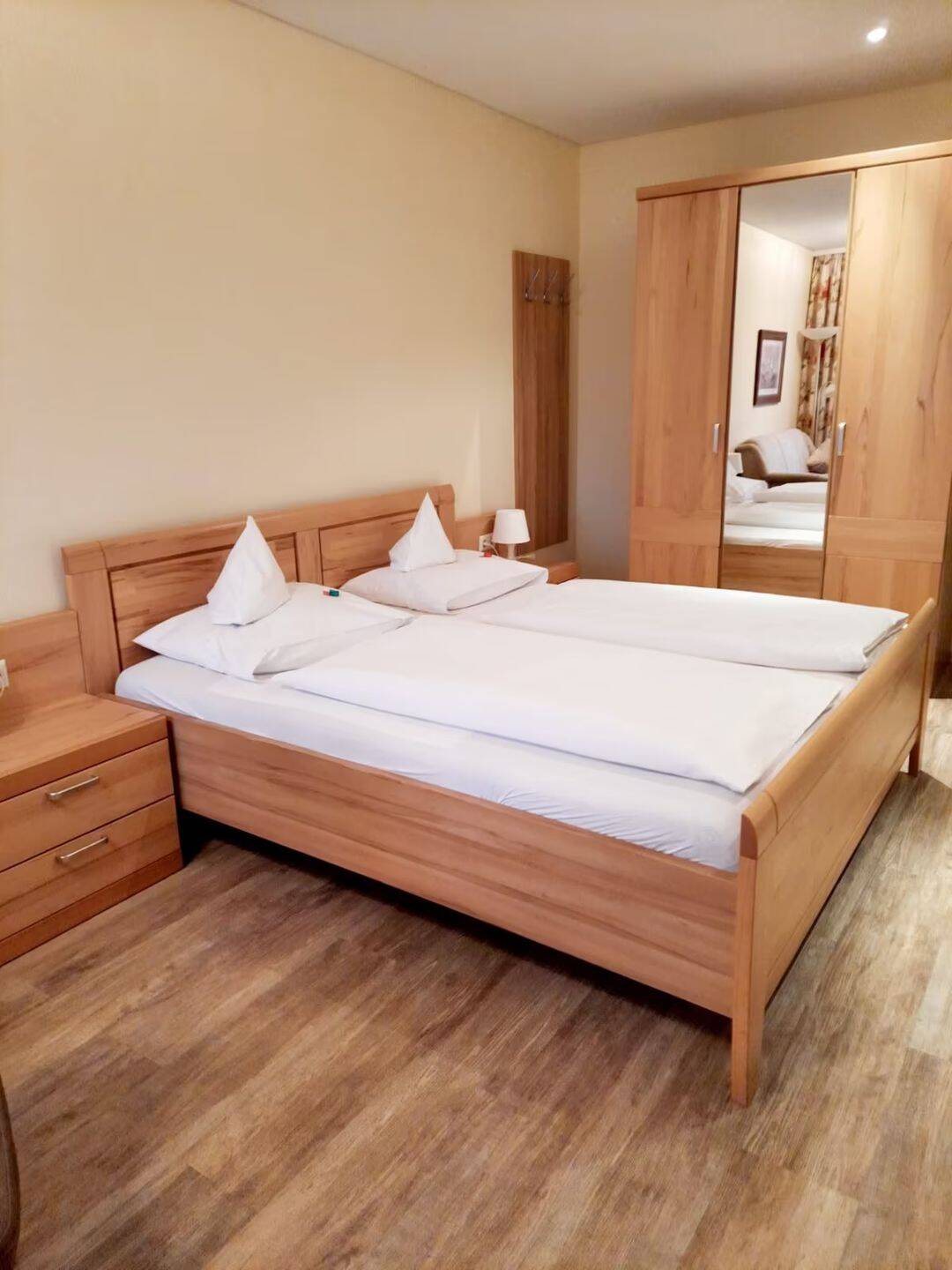Charmantes 1-Zimmer-Appartement mit Balkon und Thermenzugang, 94086 Bad Griesbach i. Rottal