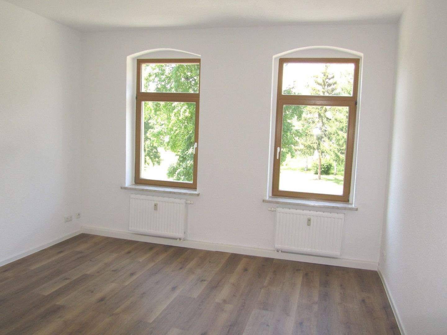 Neu sanierte 2-Raumwohnung zu vermieten!, 8427 Fraureuth