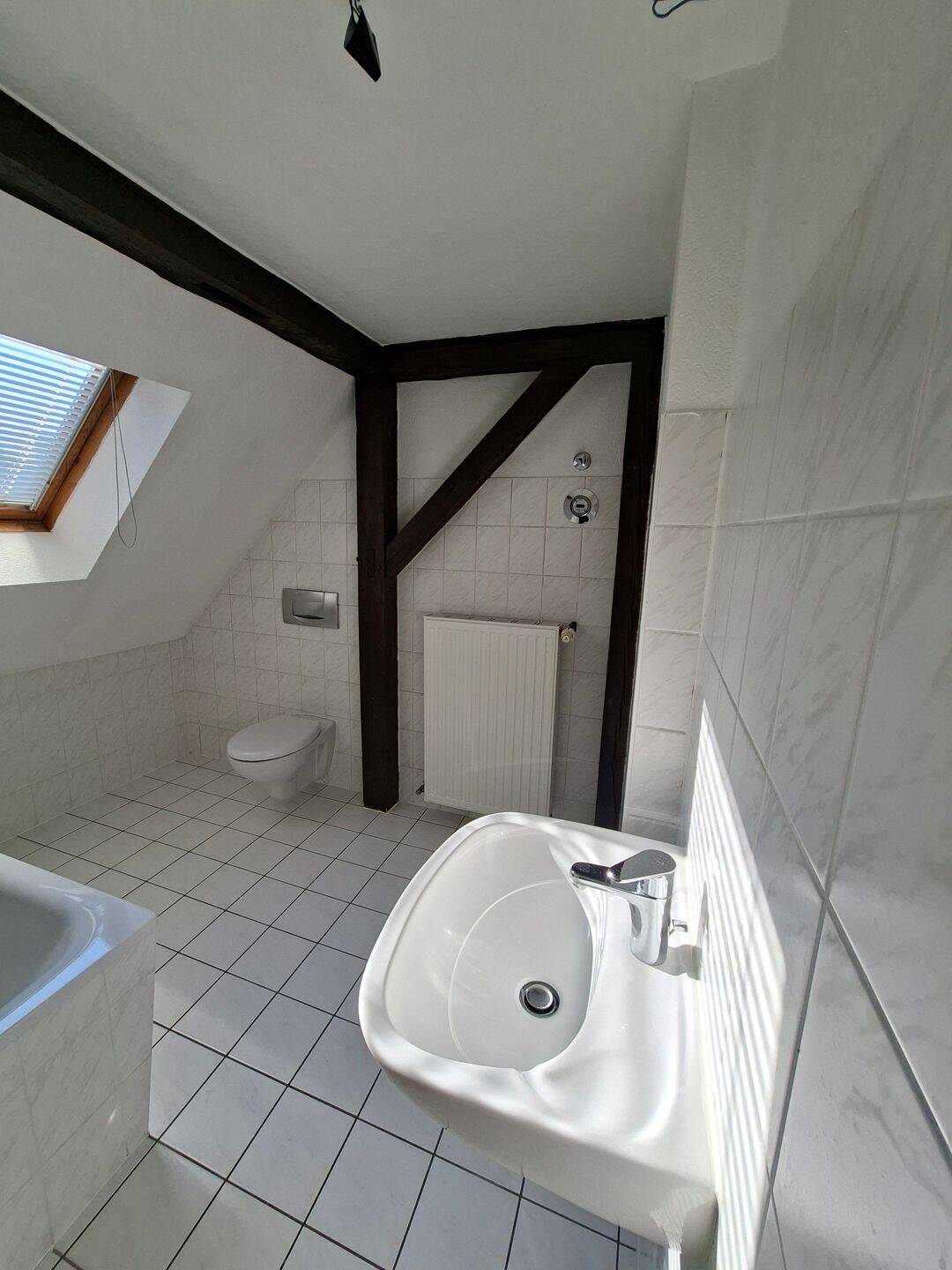 Wohnen mit Charme – modernisiert, hell und mit Weitblick, 39218 Schönebeck (Elbe)