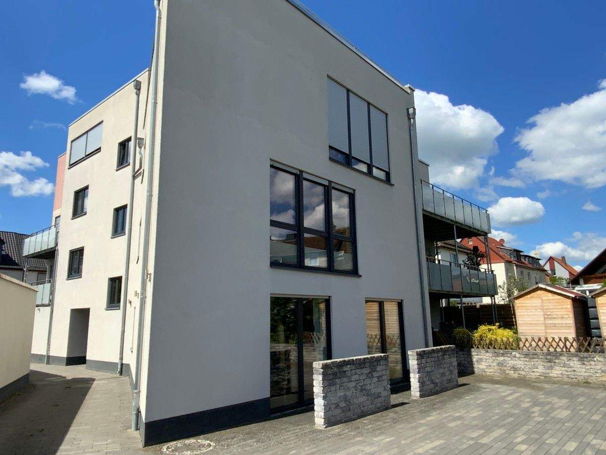 Schöne großzügige 2-Zimmer-Wohnung mit Balkon in Baunatal-Großenritte, 34225 Baunatal