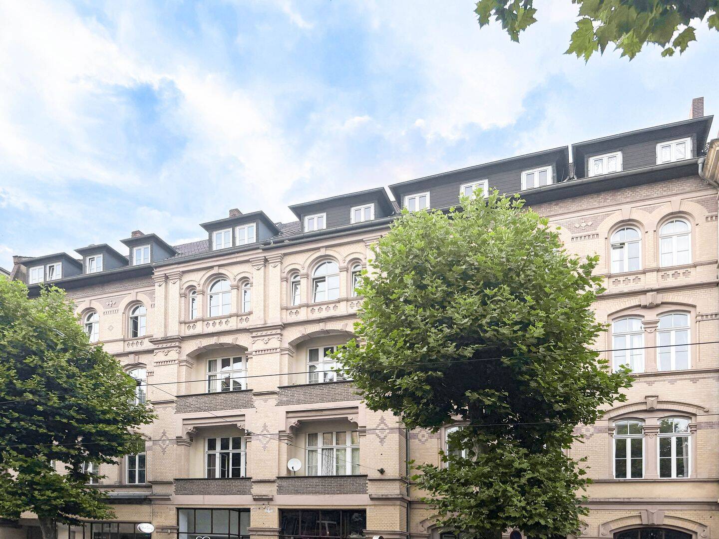 Vorderer Westen: Geräumige 3 Zimmer Wohnung mit großem Balkon, 34119 Kassel (Mitte West)