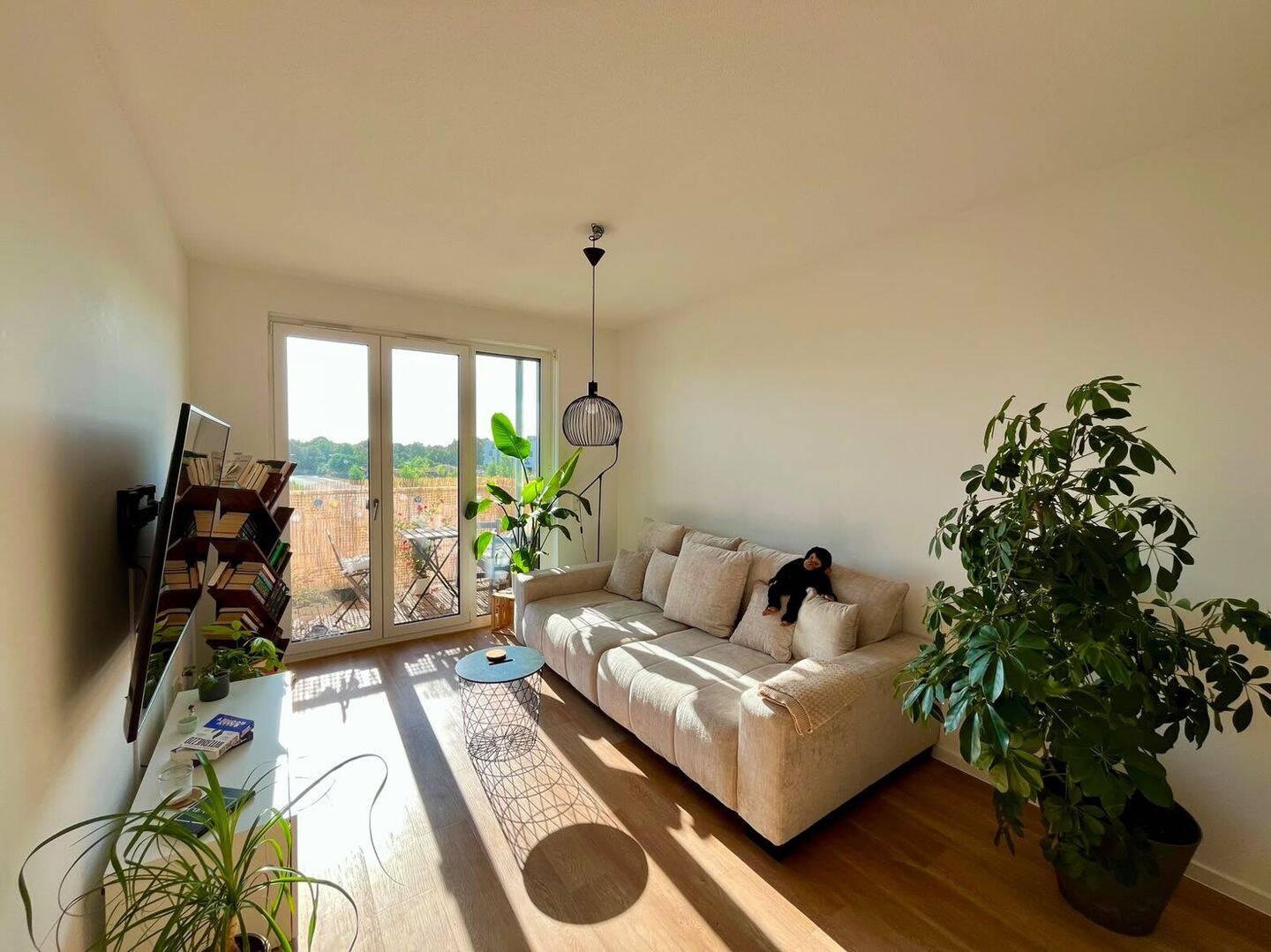Exklusive 2-Zi.-Neubauwohnung mit Balkon, EBK & TG-Stellplatz – ideal für 1-2 Personen