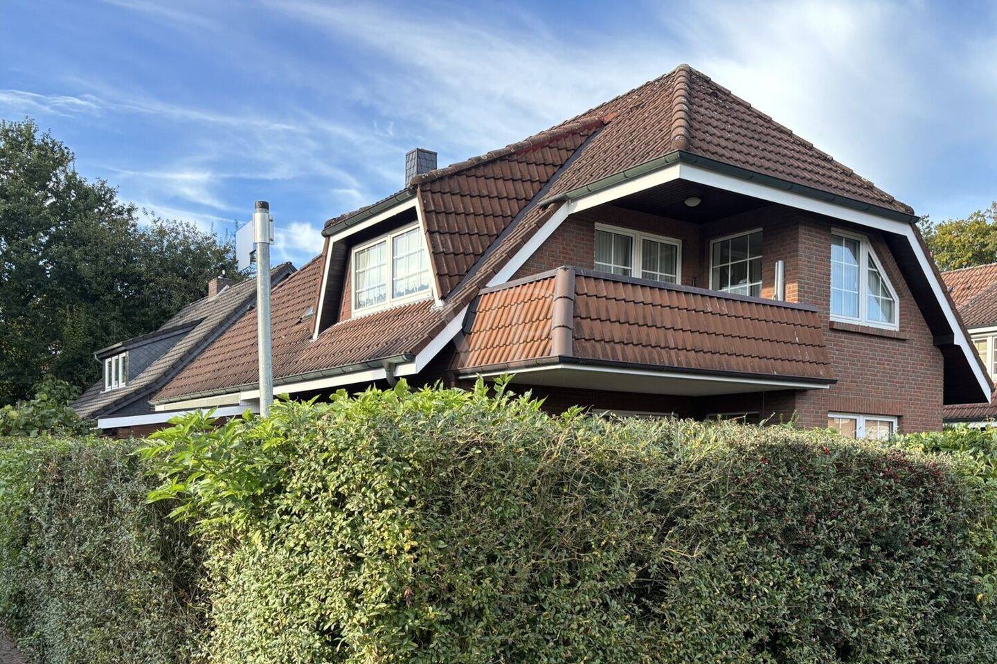 Charmante Dachgeschosswohnung mit Südloggia in begehrter Lage von Bad Zwischenahn, 26160 Bad Zwischenahn