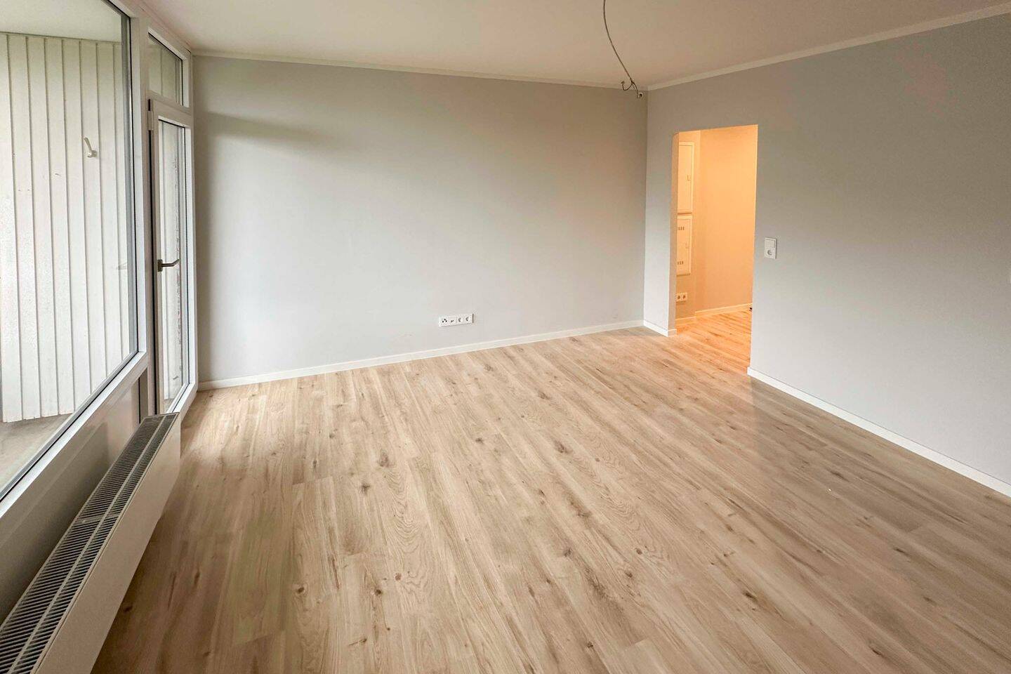 Saniertes und bezugsfreies 1-Zimmer Apartment in Mülheim an der Ruhr, 45479 Mülheim an der Ruhr (Broich Saarn Saarn/Mintard Speldorf)