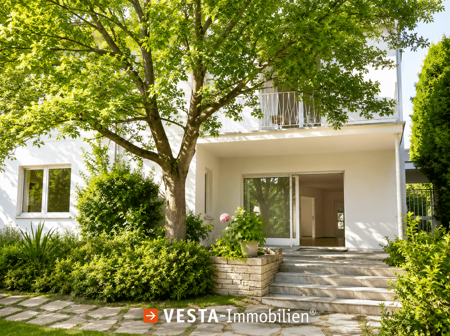 ESCHERSHEIM: Gartenmaisonette mit Charme – sofort frei!, 60431 Frankfurt am Main