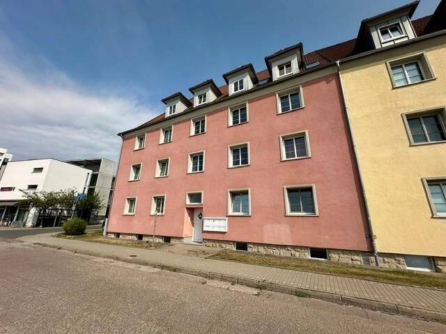 Renovierte 3 Raum Wohnung im 2. Obergeschoss mit guter Bus- & Bahnanbindung, 99427 Weimar