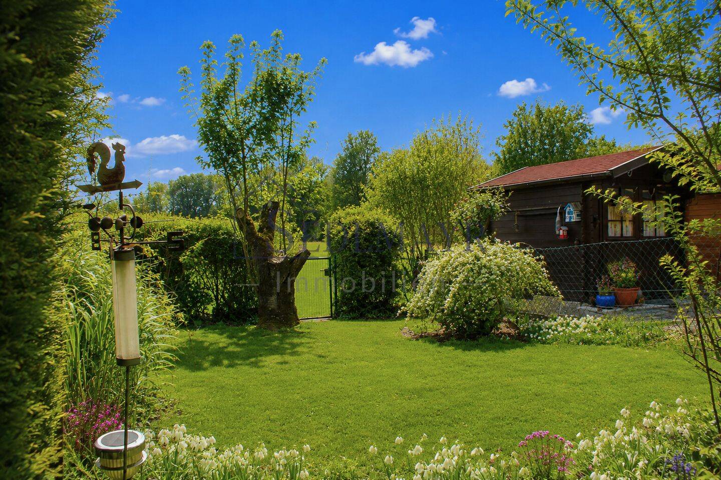 VERKAUF: Charmantes Reihenmittelhaus mit großem Gestaltungspotenzial!, 82140 Olching