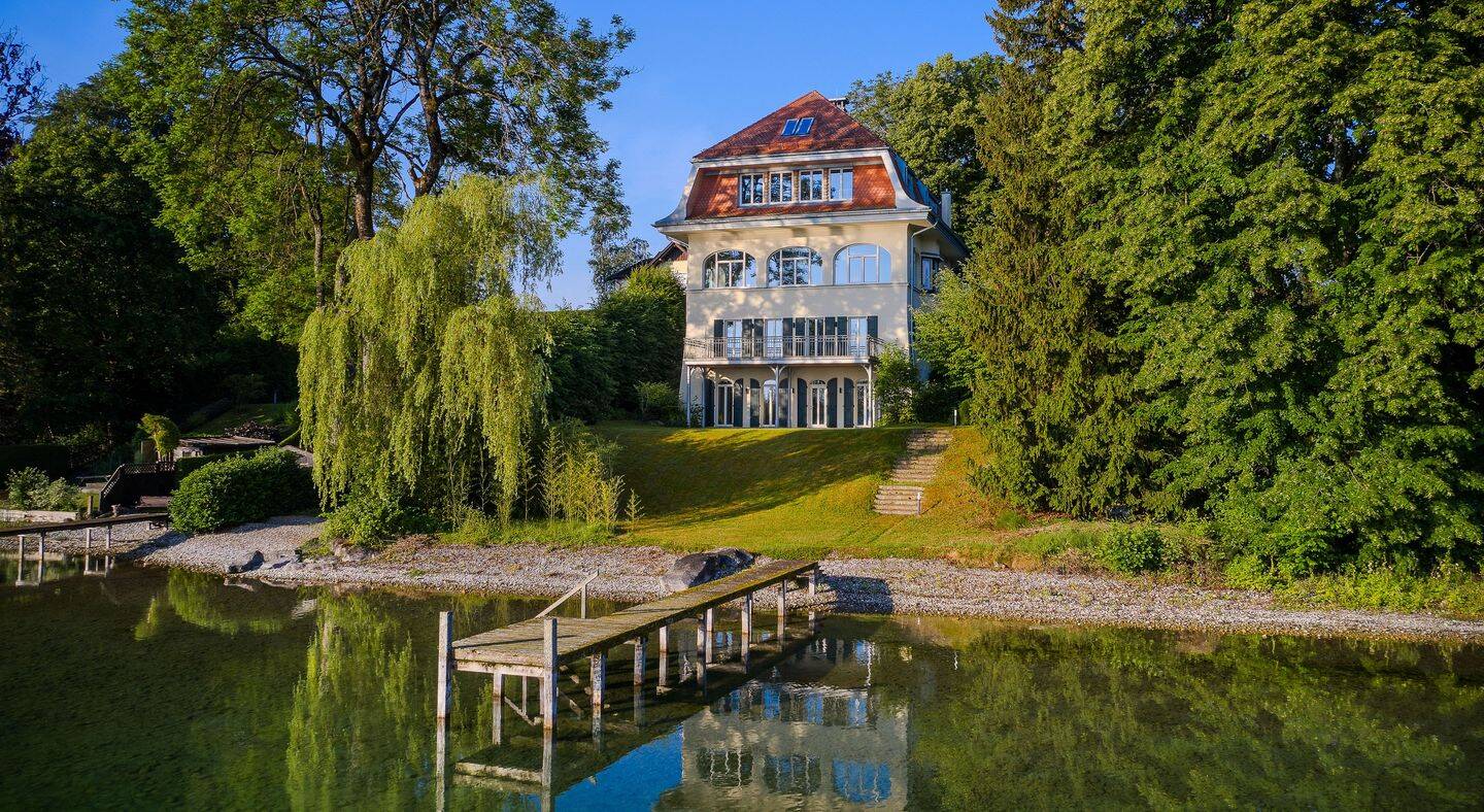 Sanierte historische Villa mit direktem Seezugang und Steg, 82402 Seeshaupt