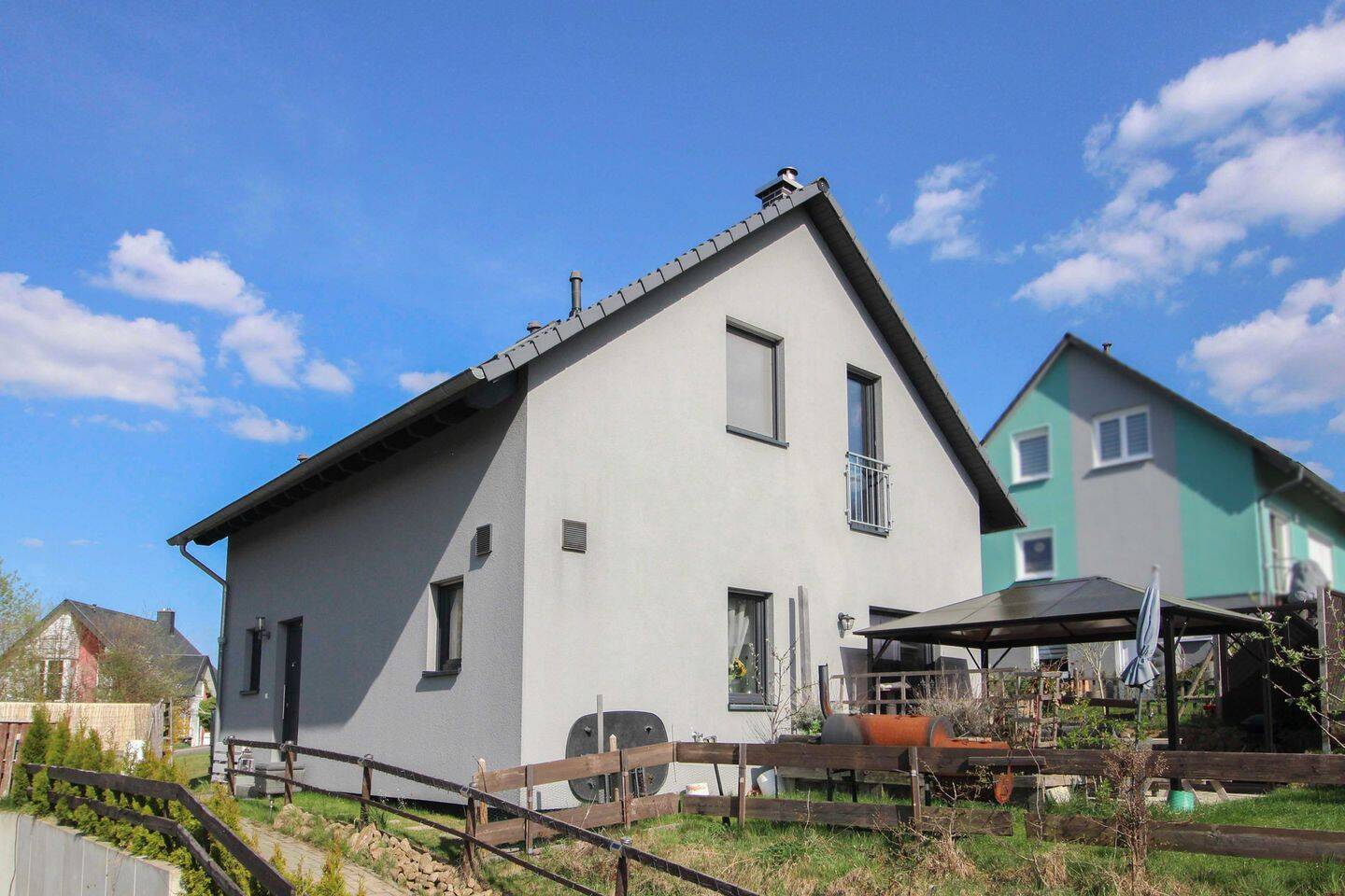 !!!SOFORT FREI!!! Tolles Einfamilienhaus mit eigener Lüftungsanlage, Solar und Garage, 1855 Sebnitz