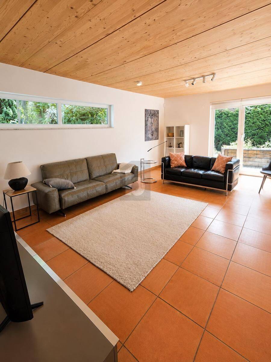 TRAUMHAUS MIT GROßZÜGIGEM RAUMGEFÜHL, 86926 Greifenberg