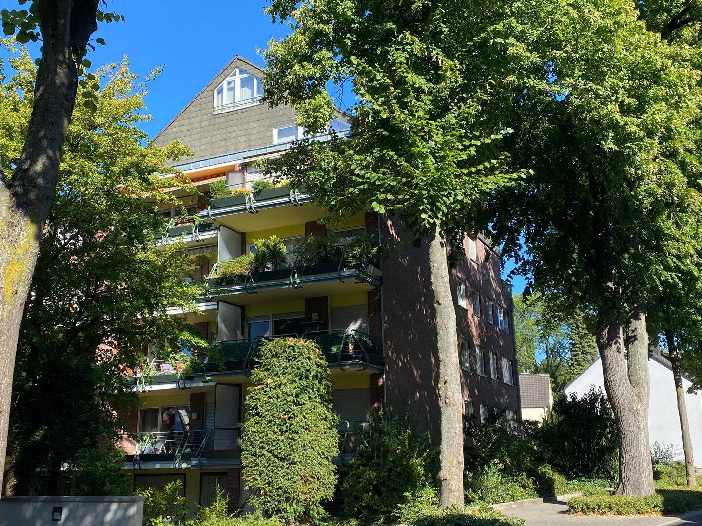 FreiRaum… Großzügige Obergeschoss-Wohnung in ruhiger Lage von Erkelenz-City, 41812 Erkelenz